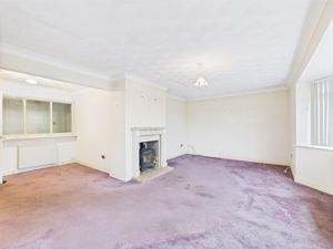 Living room- click for photo gallery